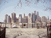 Top left picture you see the Brooklyn Bridge and the walkway from Manhattan to Brooklyn Heights. Top right picture you see the skyline of New York City as seen from the promenade at Brooklyn Heights.