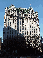 Top right you see the gorgeous Plaza Hotel. This grand hotel is right across the street from Central Park. A good place to spend Christmas Eve night, Santa would like visiting you there!