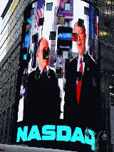 Mayor Giuliani Governor Pataki NASDAQ Sign Broadway